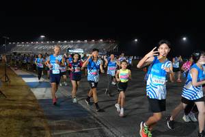 BIB: 1569, 96110
                            <button type="button" onclick="openModal(22823659)" class="btn btn-primary btn-sm float-right btn-popup" data-toggle="modal" data-target=".modal-high-quality">
                        <i class="fas fa-shopping-cart"></i> Add to Cart
                    </button>
                                            <button type="button" onclick="isThisMe(22823659, true)" class="btn btn-success btn-sm float-right btn-popup btn-isme hidden" data-toggle="tooltip" data-placement="bottom" title="นี่คือรูปของคุณใช่ไหม คลิกที่นี่เพื่อเอาเข้าอัลบั้ม">
                        <i class="fas fa-plus"></i> Add to album
                    </button>
                    <button type="button" onclick="isThisMe(22823659, false)" class="btn btn-warning btn-sm float-right btn-popup btn-isnotme hidden">
                        <i class="fas fa-ban"></i> Remove from album
                    </button>